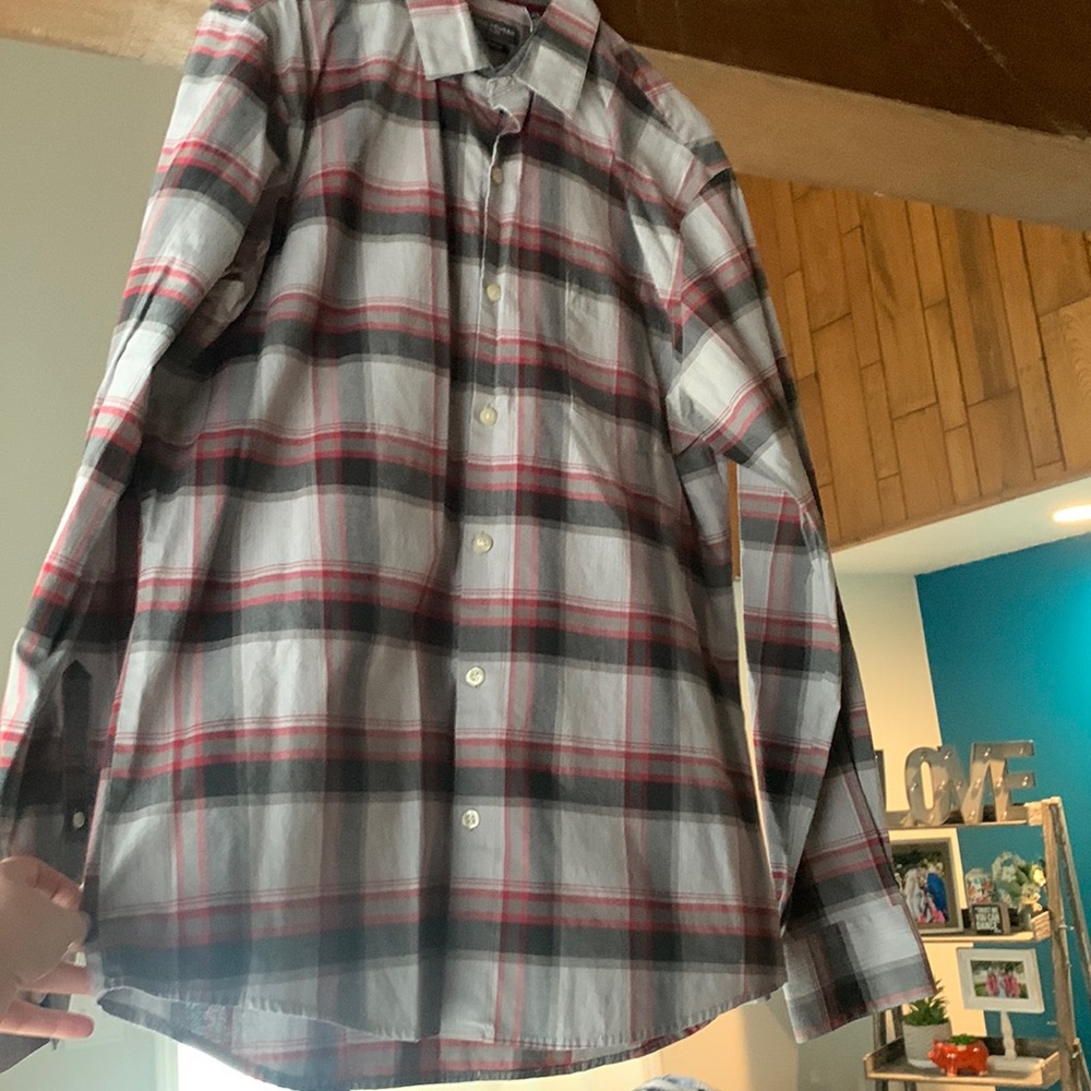 Mens Van Heusen casual dress shirt size Large slim fit good condition
